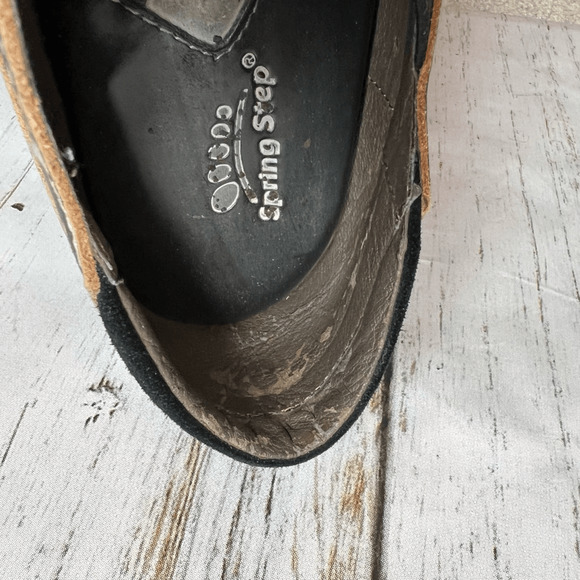 Spring Step Burbank slip on brown embossed shoes Size 9.5 - Picture 12 of 12